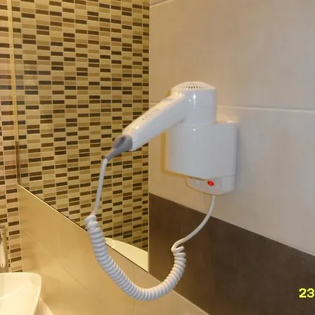 Guest house Location Lory 2*